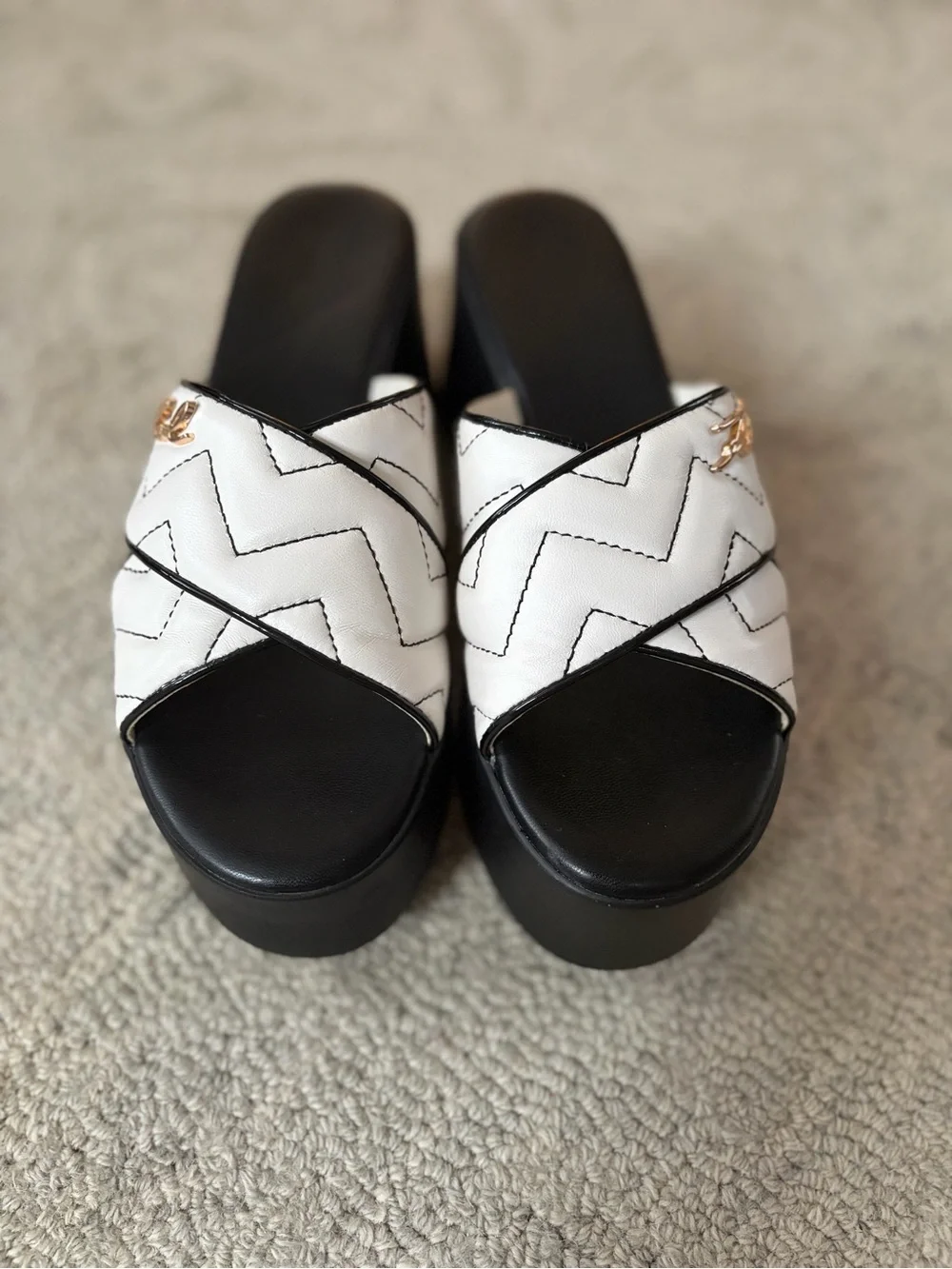 Karl Lagerfeld Paris Platform Wedge Slide Sandals Black White Size 7.5